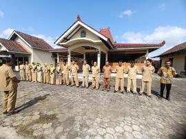 Apel Rutin Senin Pagi Pamong Kalurahan Wunung 6 Oktober 2025